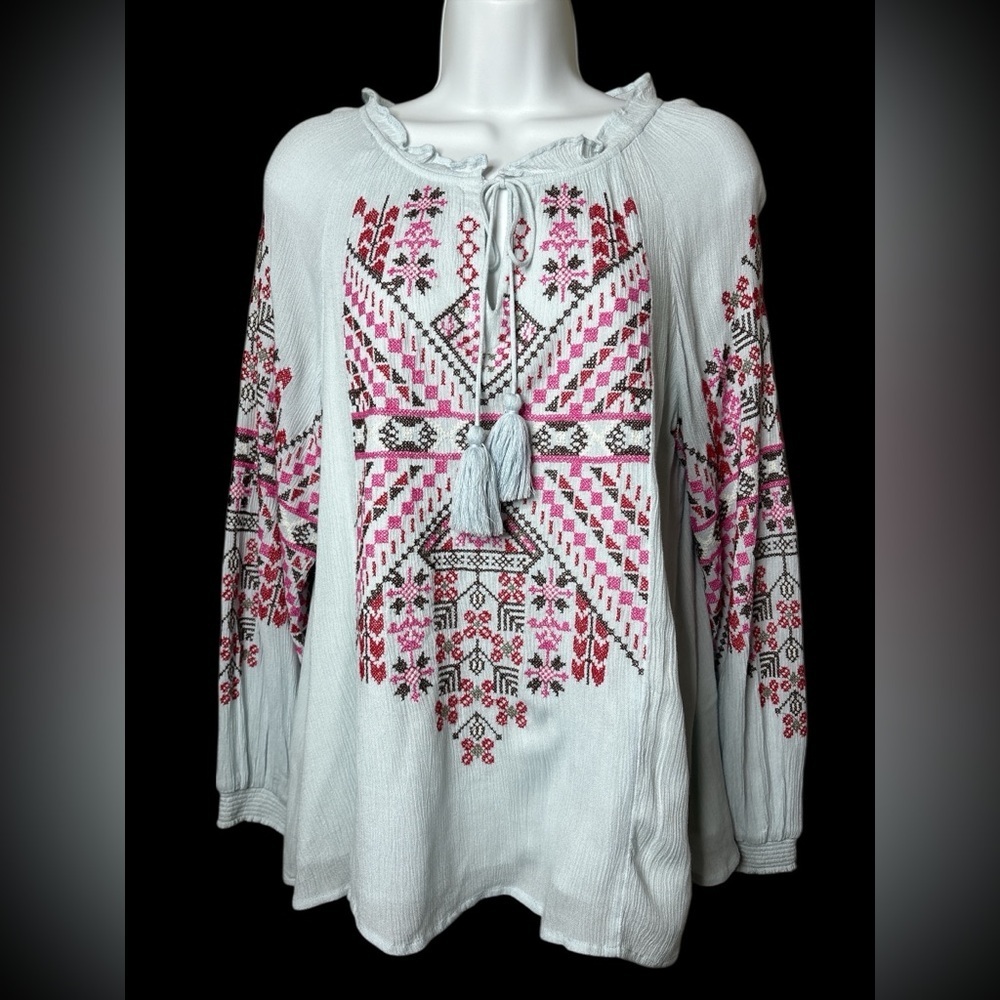 Sundance Embroidered Top Women’s Size XS Light Blue Boho Lightweight Long Sleeve